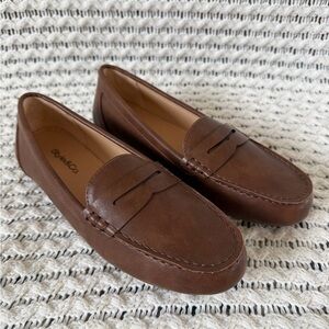 STYLE&CO NWT Serafinaap Driver Brown Slip On Leather Penny Loafer Shoes Size 5.5